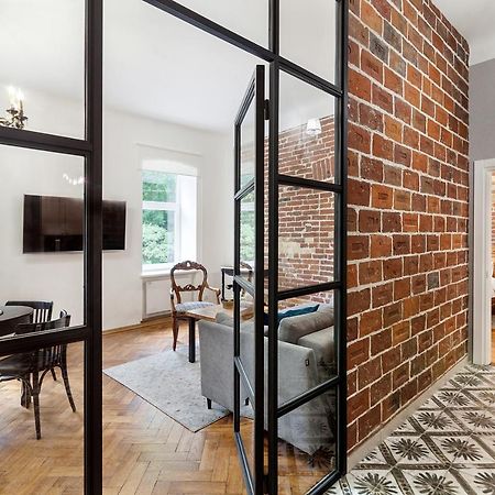 Gallery Art Apartment Львів Екстер'єр фото