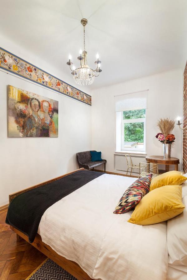 Gallery Art Apartment Львів Екстер'єр фото
