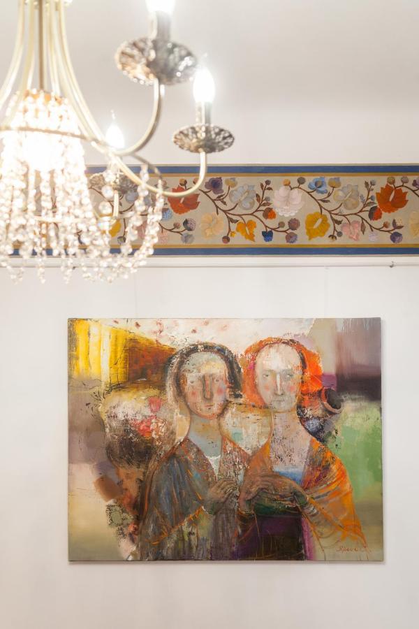 Gallery Art Apartment Львів Екстер'єр фото