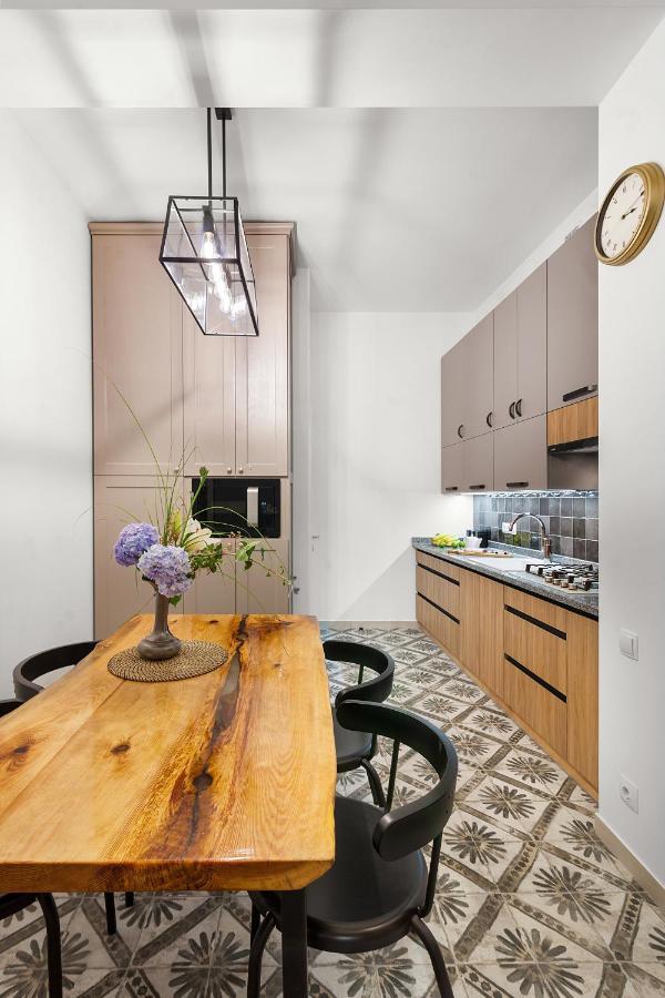 Gallery Art Apartment Львів Екстер'єр фото