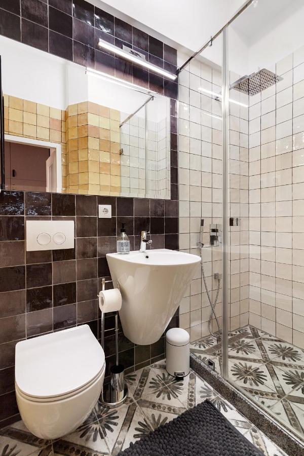 Gallery Art Apartment Львів Екстер'єр фото
